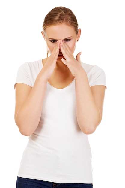 Внутри носа болит: причины и симптомы