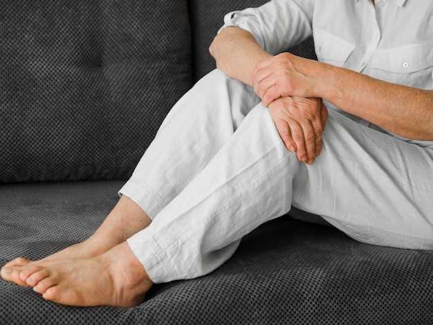 Судороги в ногах: причины и лечение